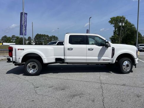 New 2026 Ford F450 Platinum w/ Platinum Plus Package AWD/4WD image 2