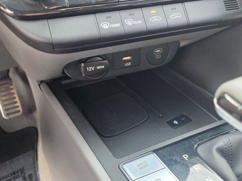 Certified 2025 Hyundai Elantra Sport image 25
