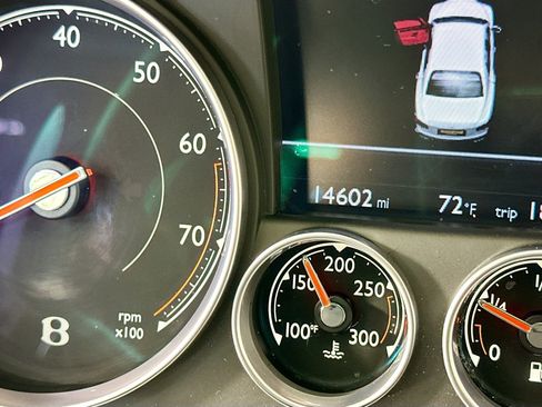 Certified 2017 Bentley Flying Spur S W12 image 14