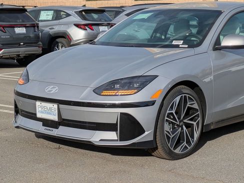 New 2025 Hyundai Ioniq 6 SEL image 10