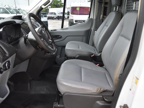 Used 2017 Ford Transit 250 130 Low Roof image 9