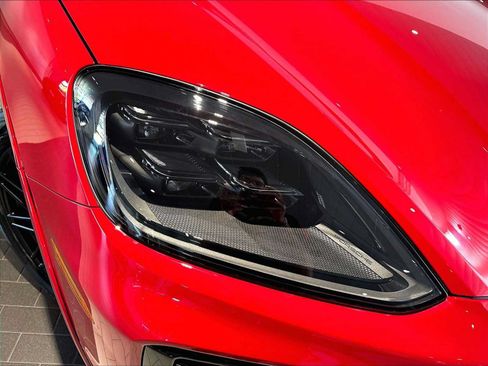 New 2026 Porsche Cayenne GTS AWD/4WD image 12