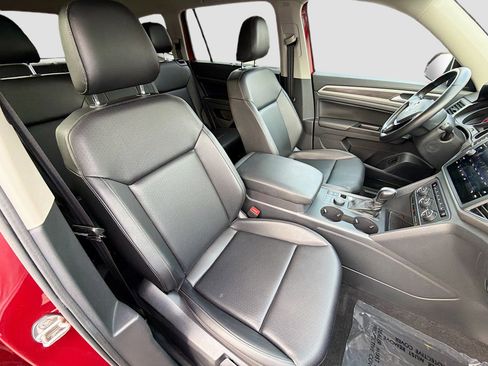 Used 2019 Volkswagen Atlas SE w/ Towing Package AWD/4WD image 14