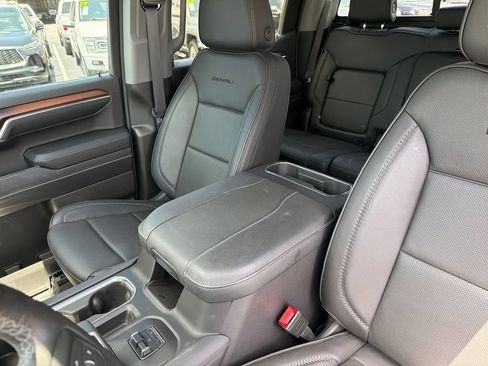 Used 2024 GMC Sierra 1500 Denali w/ Denali Reserve Package AWD/4WD image 39