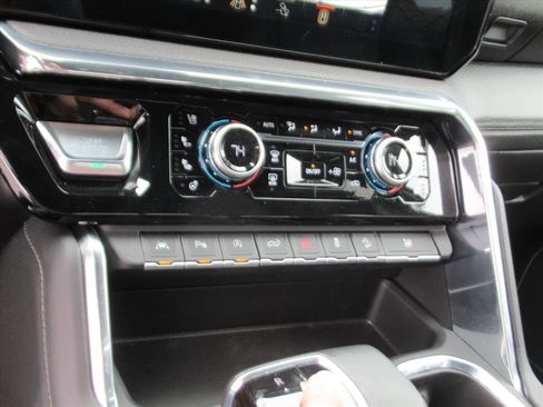 Used 2024 GMC Sierra 1500 Denali image 28