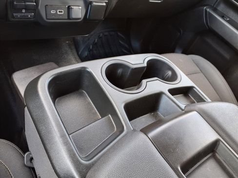 Used 2024 GMC Sierra 2500 Pro w/ Convenience Package image 25