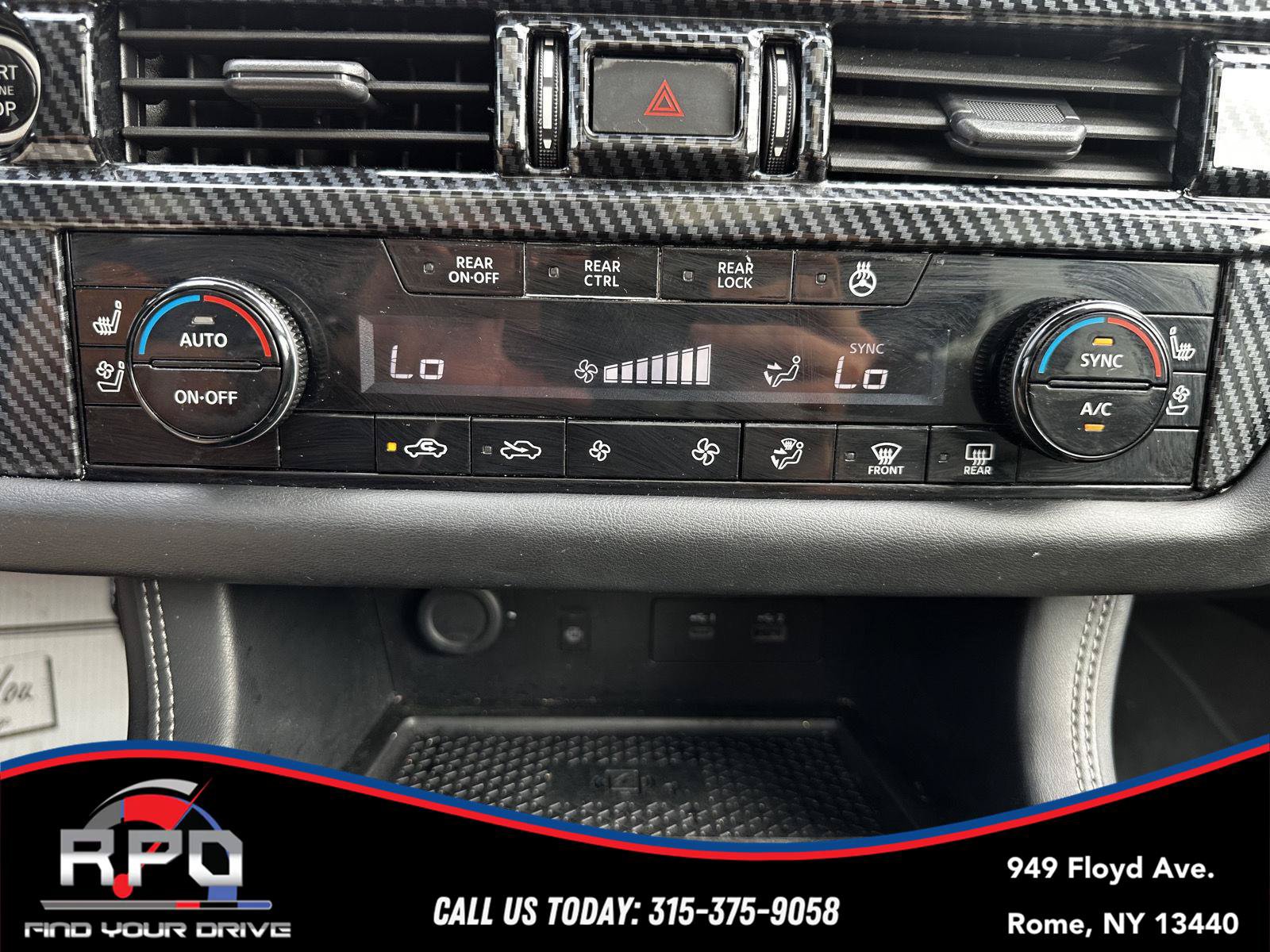 Used 2023 Nissan Pathfinder Platinum AWD/4WD image 25
