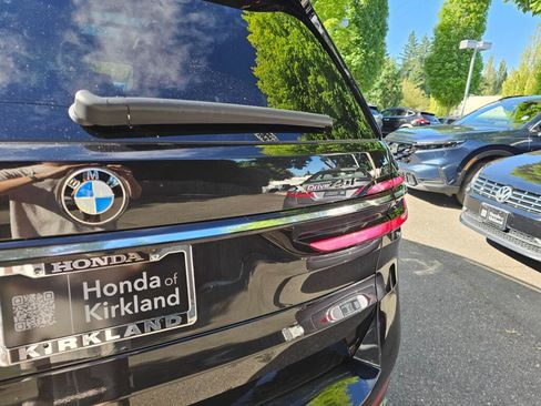 Used 2025 BMW X7 xDrive40i AWD/4WD image 16