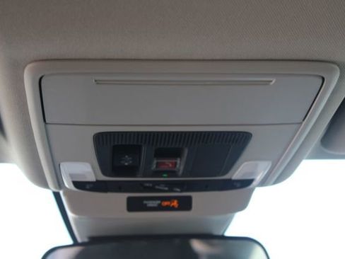 Used 2025 Honda Accord SE image 17