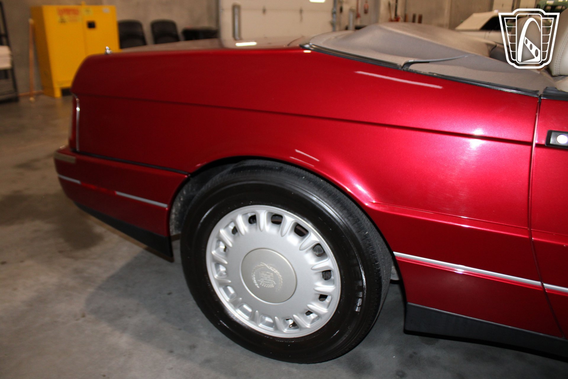 Used 1993 Cadillac Allante FWD image 40