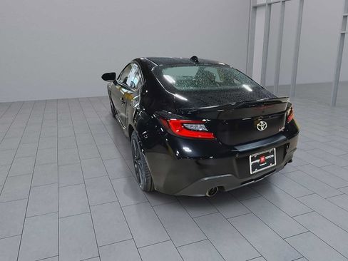 Used 2023 Toyota GR86 Premium w/ ALL Weather Mat Package (TMS) RWD image 7