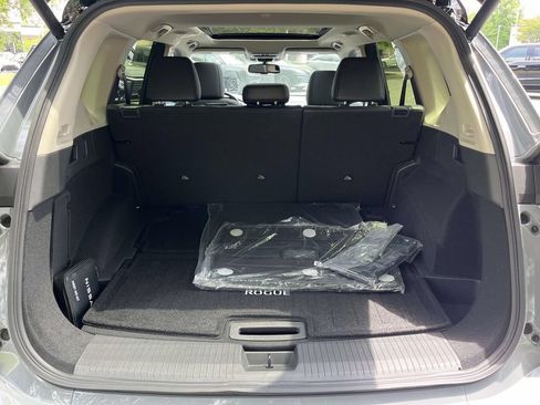 Used 2026 Nissan Rogue Platinum w/ Platinum Premium Package AWD/4WD image 7