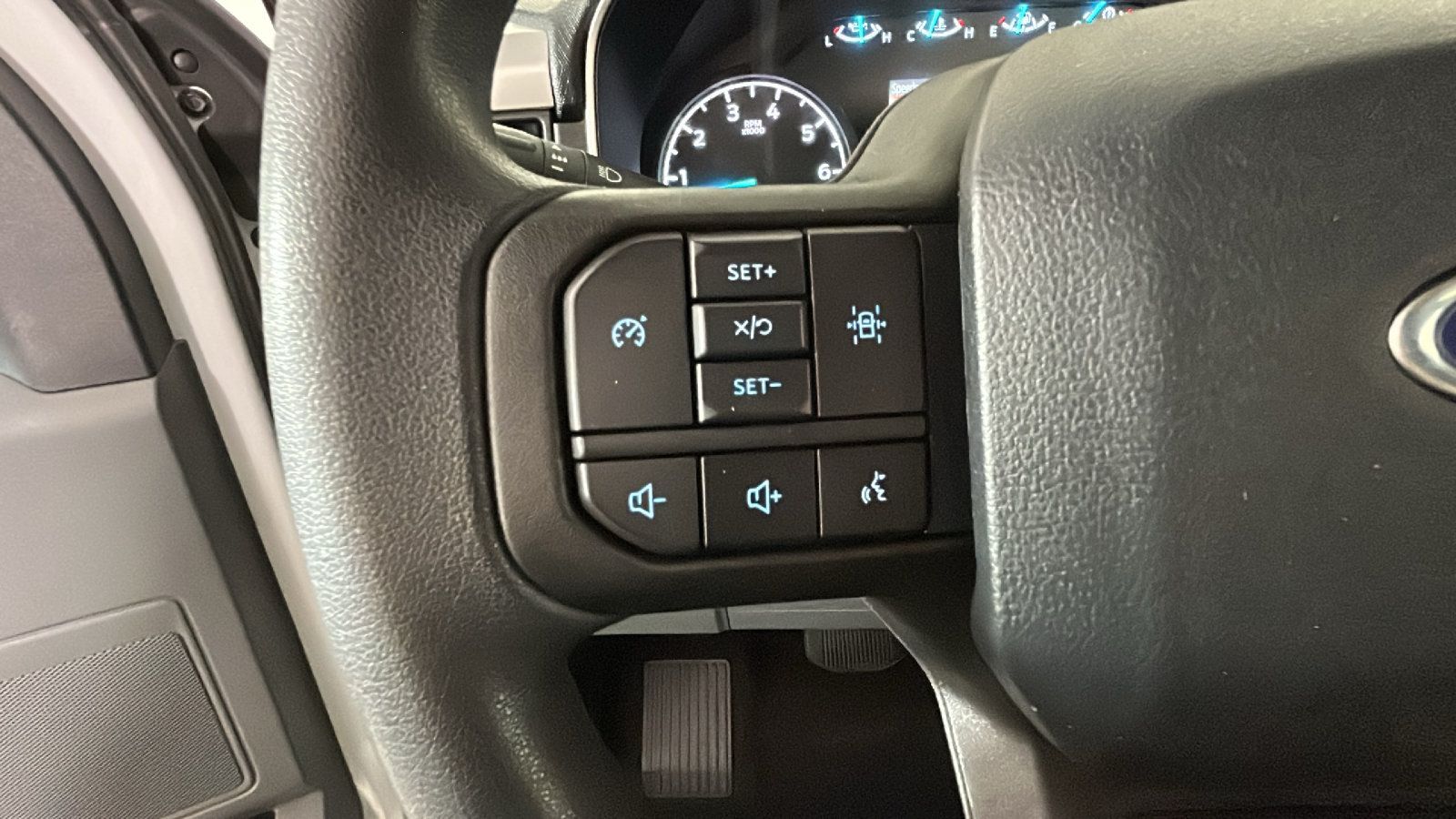 Used 2023 Ford F150 XLT w/ XTR Package AWD/4WD image 18