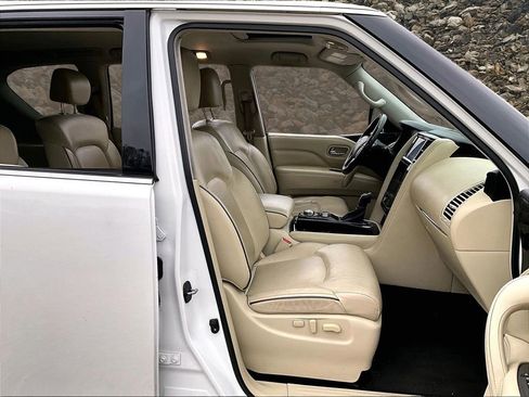 Used 2021 INFINITI QX80 Luxe w/ Cargo Package image 7