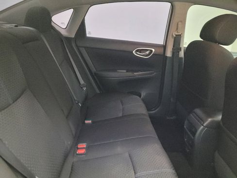 Used 2018 Nissan Sentra SR FWD image 19