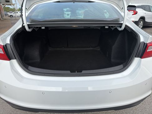 Used 2024 Chevrolet Malibu LS w/ Driver Confidence Package FWD image 27
