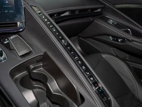 Used 2023 Chevrolet Corvette Stingray Preferred Cpe w/ Stealth Interior Trim Package image 18