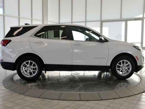 Certified 2024 Chevrolet Equinox LT image 9