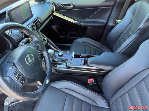 Used 2025 Lexus IS 350 F Sport w/ Navigation Package RWD image 20