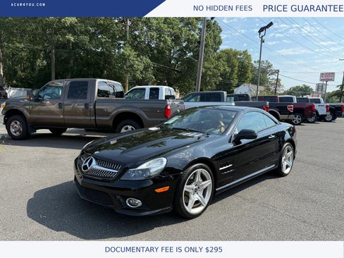 Used 2011 Mercedes-Benz SL 550 image 1