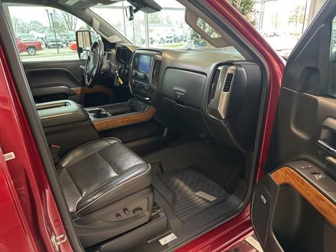 Used 2018 Chevrolet Silverado 2500 High Country image 17