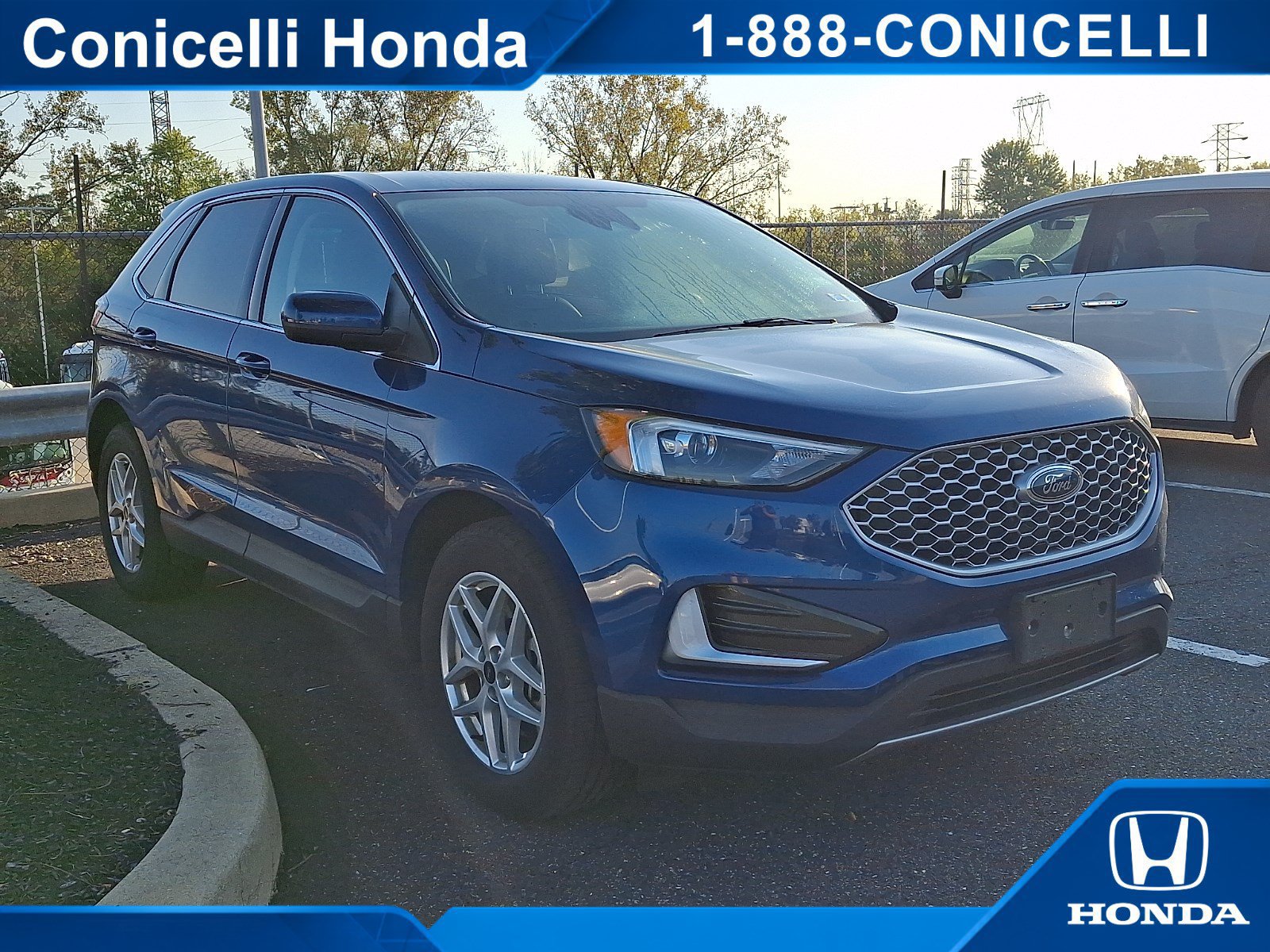 Used 2024 Ford Edge SEL AWD/4WD image 1