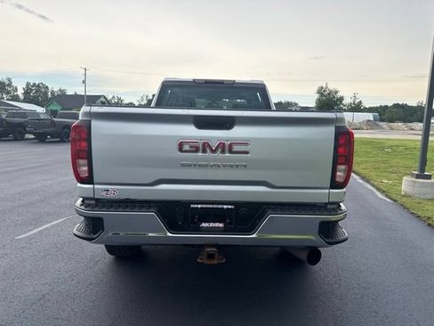 Used 2021 GMC Sierra 2500 4x4 Crew Cab w/ Gooseneck/5TH Wheel Package image 4