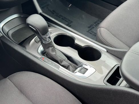 Used 2024 Chevrolet Malibu LT image 22