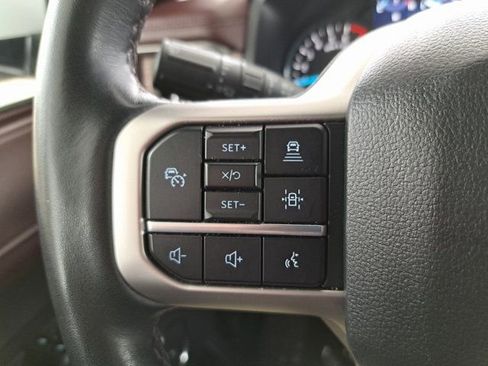 Certified 2024 Ford Expedition Limited image 18