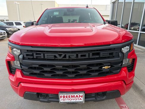 Used 2026 Chevrolet Silverado 1500 Custom RWD image 3