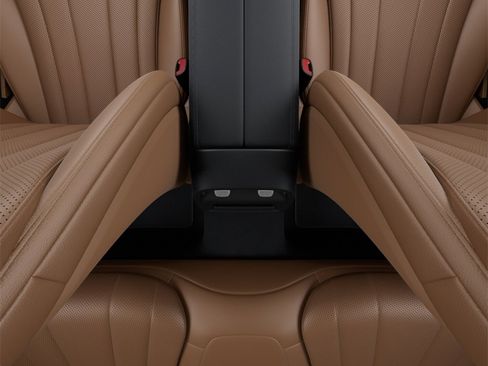 Used 2025 Mercedes-Benz E 350 Sedan image 47