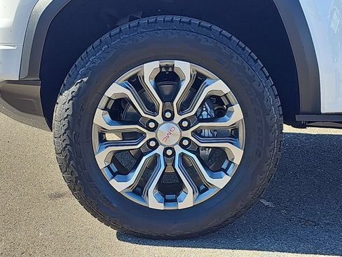 New 2026 GMC Canyon Denali AWD/4WD image 20