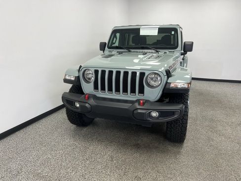 Used 2023 Jeep Wrangler Unlimited Rubicon image 3