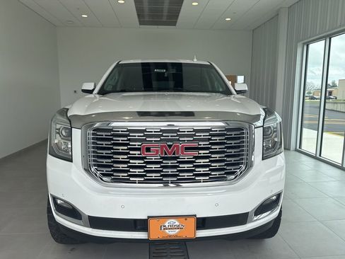 Used 2019 GMC Yukon XL Denali AWD/4WD image 2