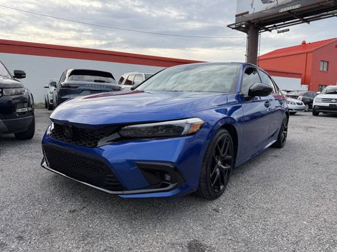 Used 2022 Honda Civic Sport image 2