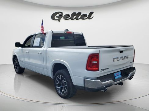 Used 2025 RAM 1500 Laramie AWD/4WD image 7
