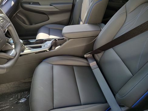 New 2026 Buick Envista Sport Touring w/ Convenience I Package FWD image 22