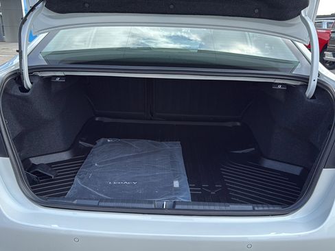 Used 2025 Subaru Legacy Limited image 22