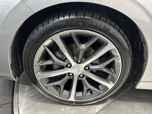 Certified 2023 Honda Civic Touring image 9