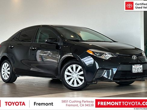 Used 2016 Toyota Corolla LE image 1