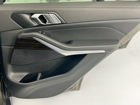 Certified 2025 BMW X5 xDrive40i w/ Parking Assistance Package image 26