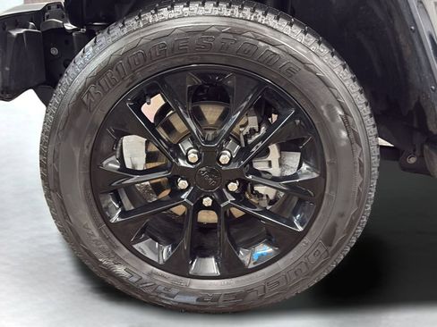 Used 2023 Jeep Wrangler Unlimited Sahara w/ Cold Weather Group image 21