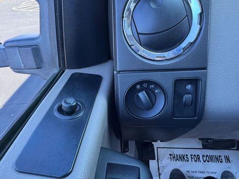 Used 2008 Ford F250 XLT image 26