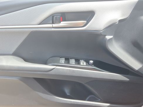 Used 2026 Toyota Camry SE FWD image 22