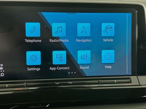 Used 2025 Volkswagen Atlas SE FWD image 21