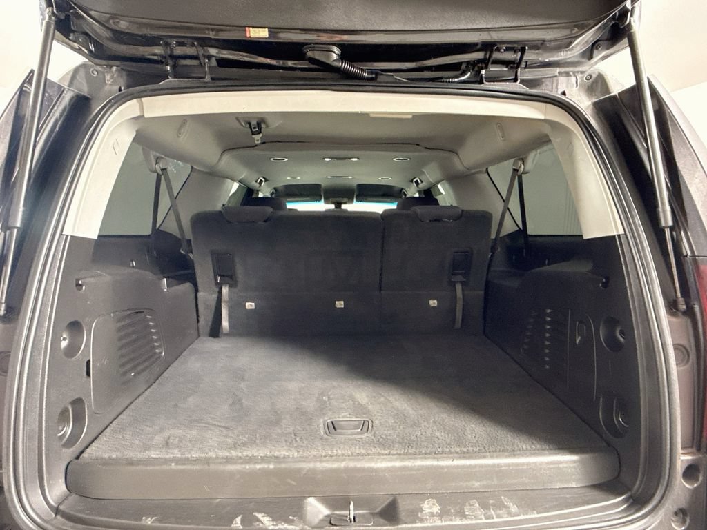 Used 2018 Chevrolet Suburban LS AWD/4WD image 27