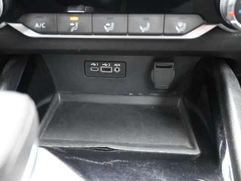 Used 2024 Nissan Altima 2.5 SV image 35