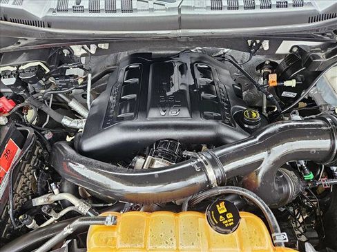 Used 2016 Ford F150 Platinum w/ Equipment Group 701A Luxury image 24