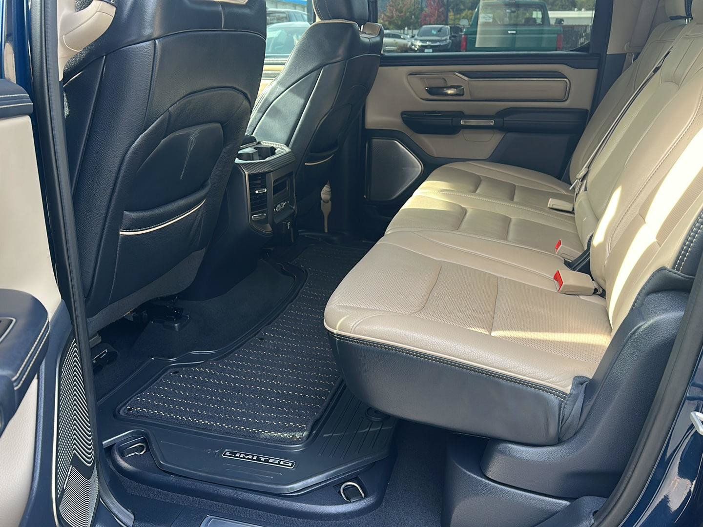 Used 2019 RAM 1500 Limited AWD/4WD image 10