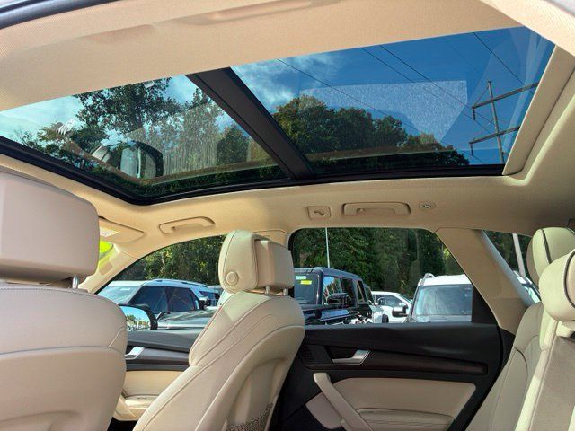 Used 2024 Audi Q5 2.0T Premium Plus w/ Premium Plus Package AWD/4WD image 16
